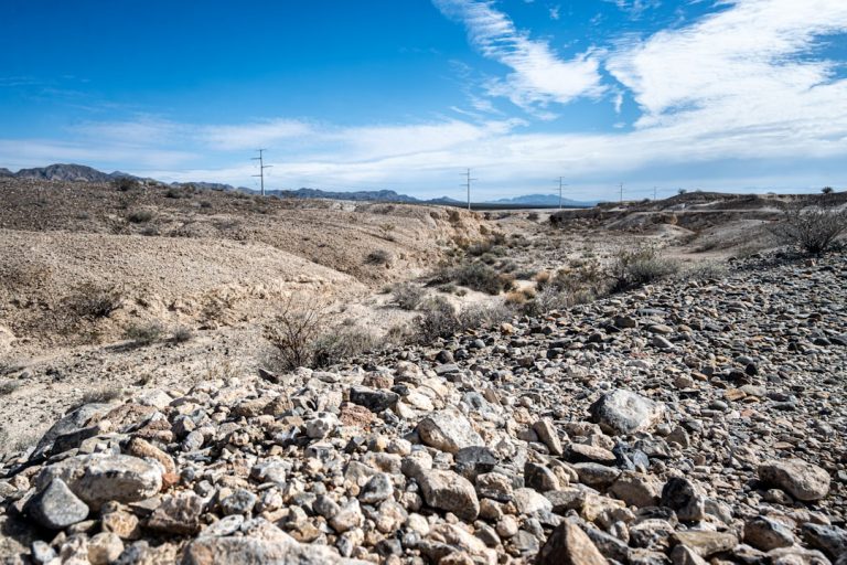 Behind the Global Lithium Crisis: Critical Mineral Shortages Reshape Energy Markets
