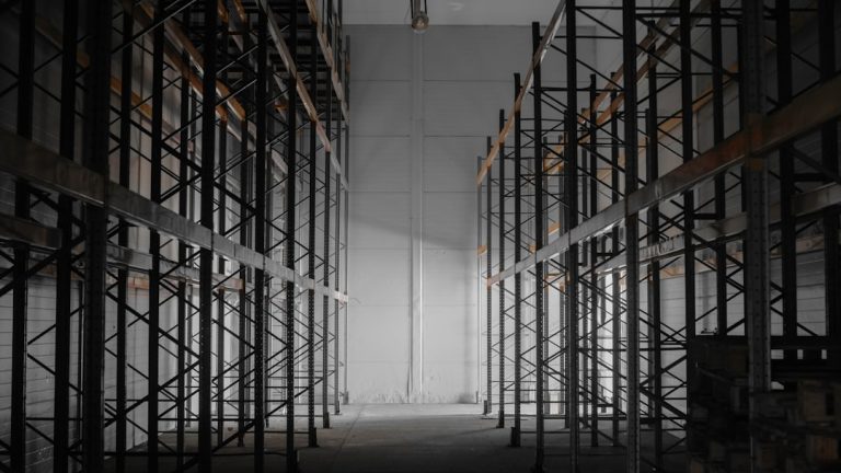 Record Investment Flows Transform Grid Storage Contract Markets as Clean Energy Demand Surges